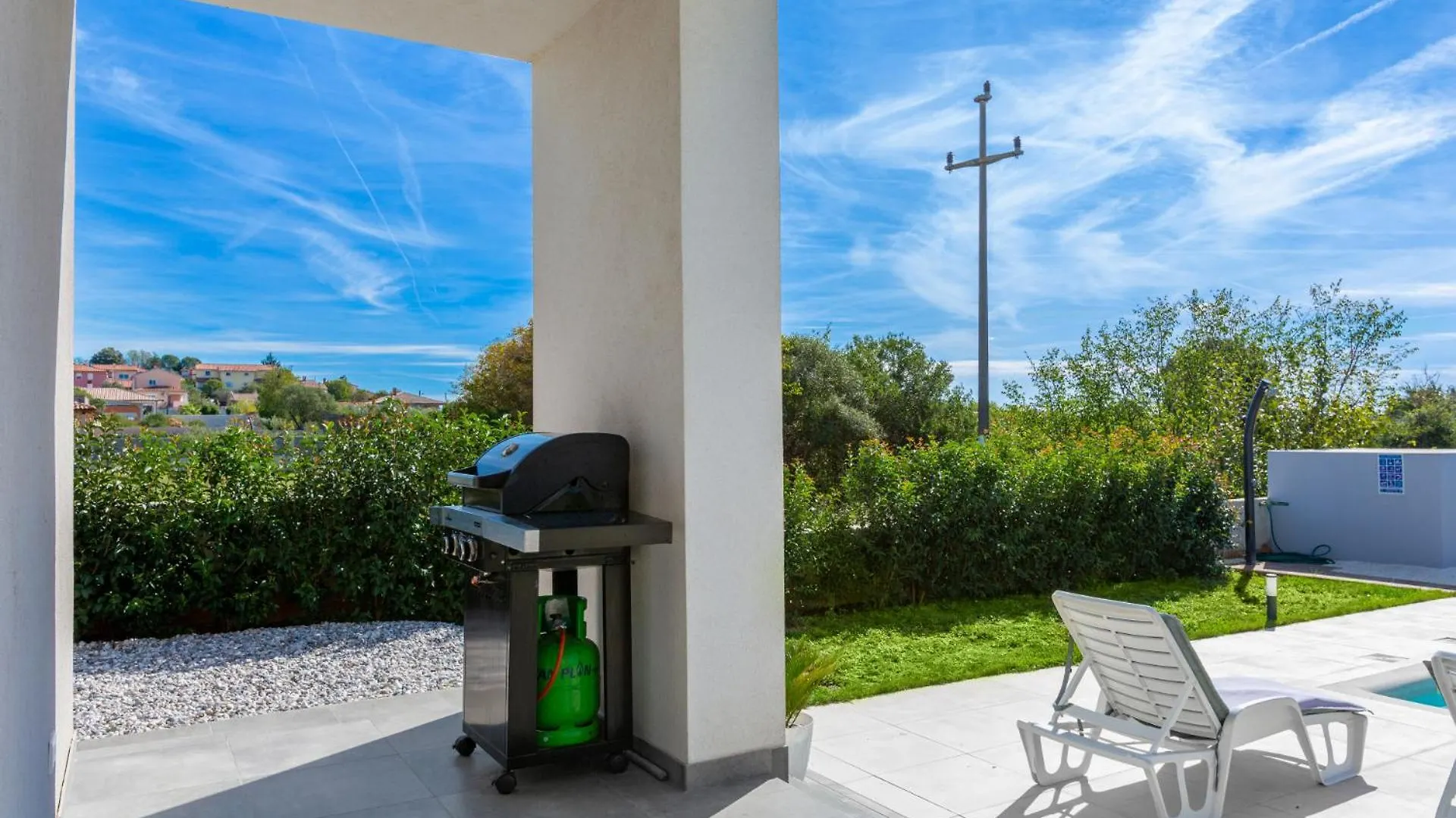 Villa Aria - Family Friendly In Pula For 6 People With Private Swimming Pool