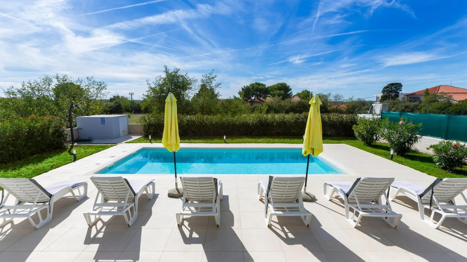 Villa Aria - Family Friendly In Pula For 6 People With Private Swimming Pool