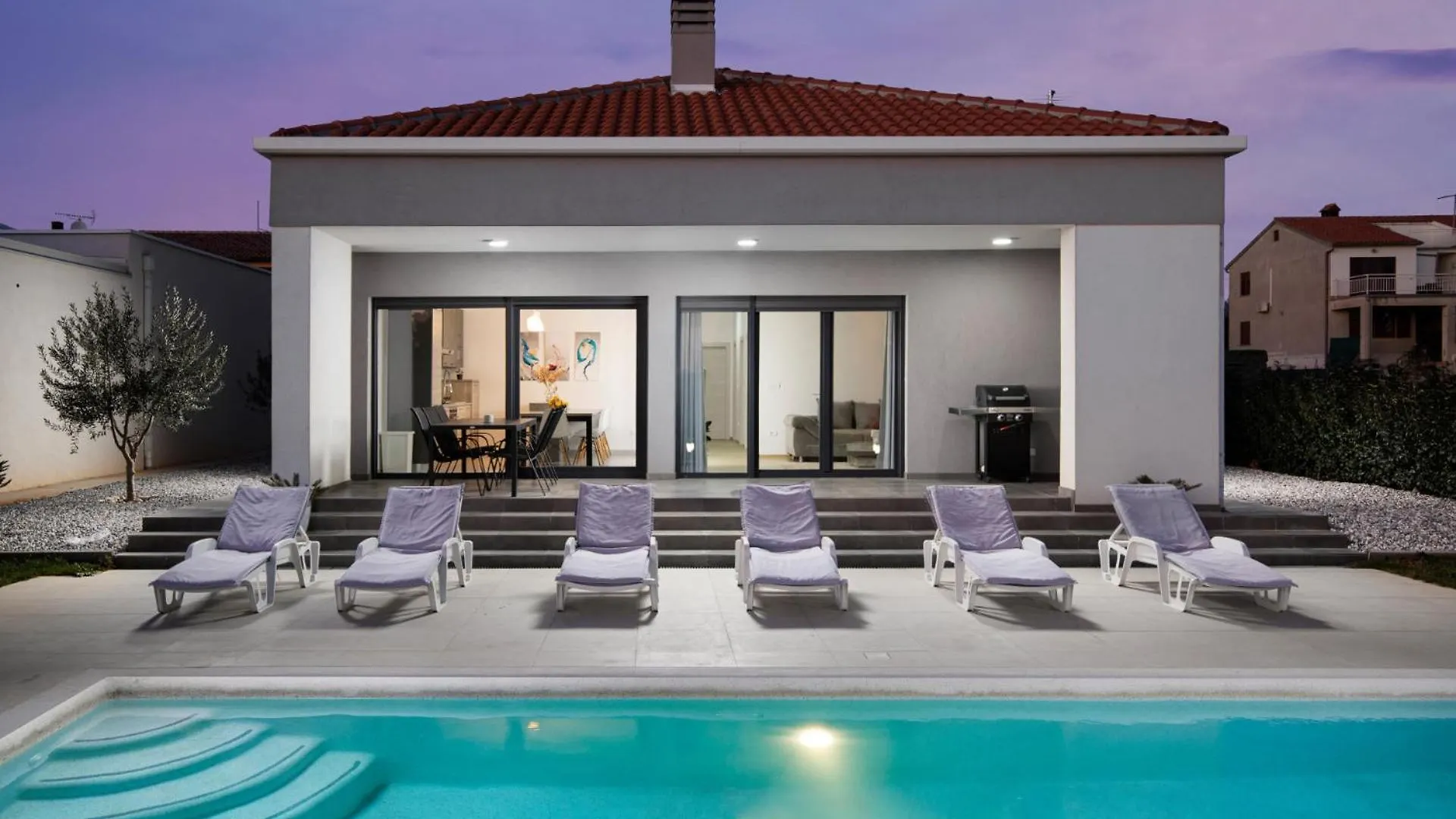 Villa Aria - Family Friendly In Pula For 6 People With Private Swimming Pool